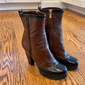 Vintage Yves Saint Laurent brown leather boots made in Italy sz 8.5 (40)